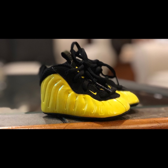 black baby nike shoes